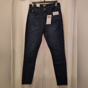 Denizen skinny jeans size 10
